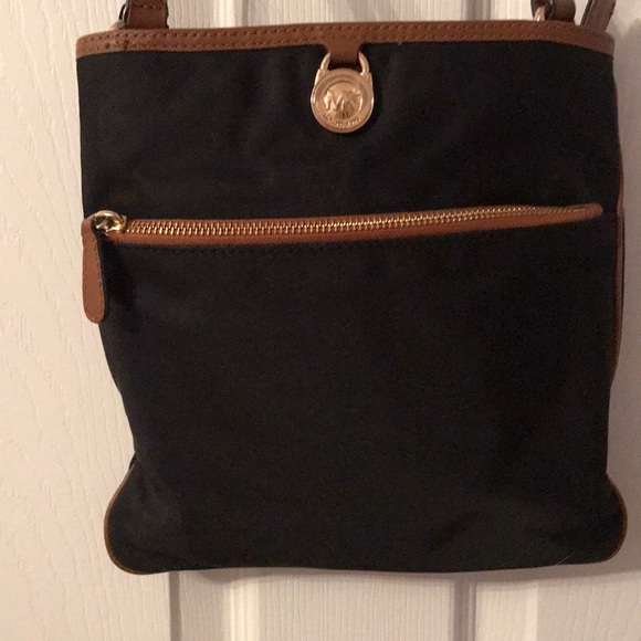 Michael Kors Bags Michael Kors Pocketbook Poshmark